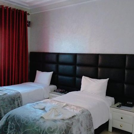 Hotel Hadaik Ain Asserdoune Béni Mellal Exteriör bild
