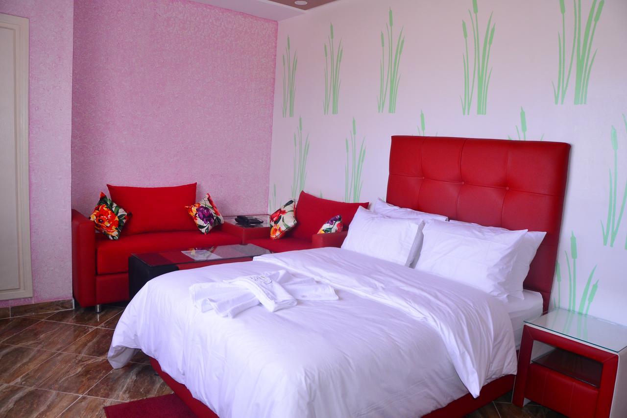 Hotel Hadaik Ain Asserdoune Béni Mellal Exteriör bild